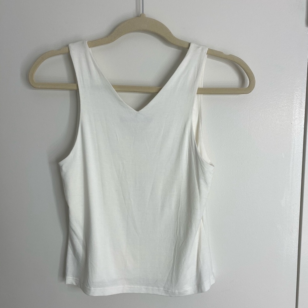 Jac Parker White Crop Top - Picture 4 of 4
